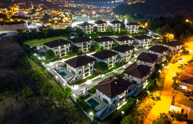 Gece, şehir ışıkları